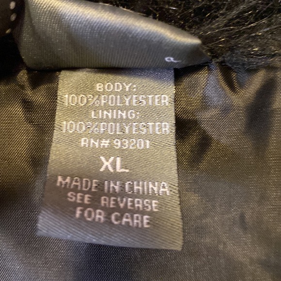 Dots Faux fur vest Size XL 🖤 - Picture 9 of 9